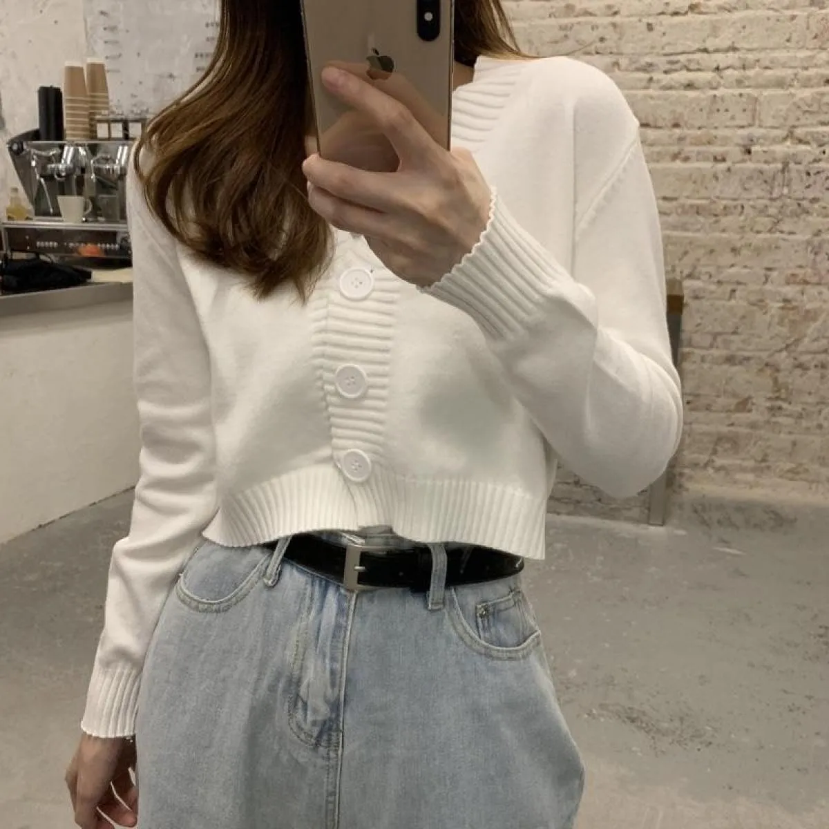 2023 autunno bottone scollo a V crop cardigan maglione donna inverno solido maniche lunghe maglia corta top bianco nero verde Bl
