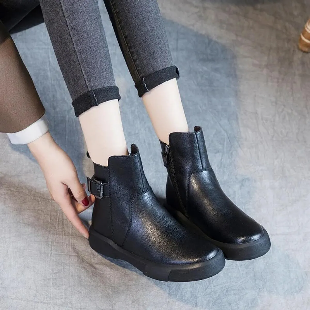 2023 nuovi stivali da donna autunno inverno scarpe da donna in pelle stivaletti piatti Casual retrò stivali con piattaforma femm