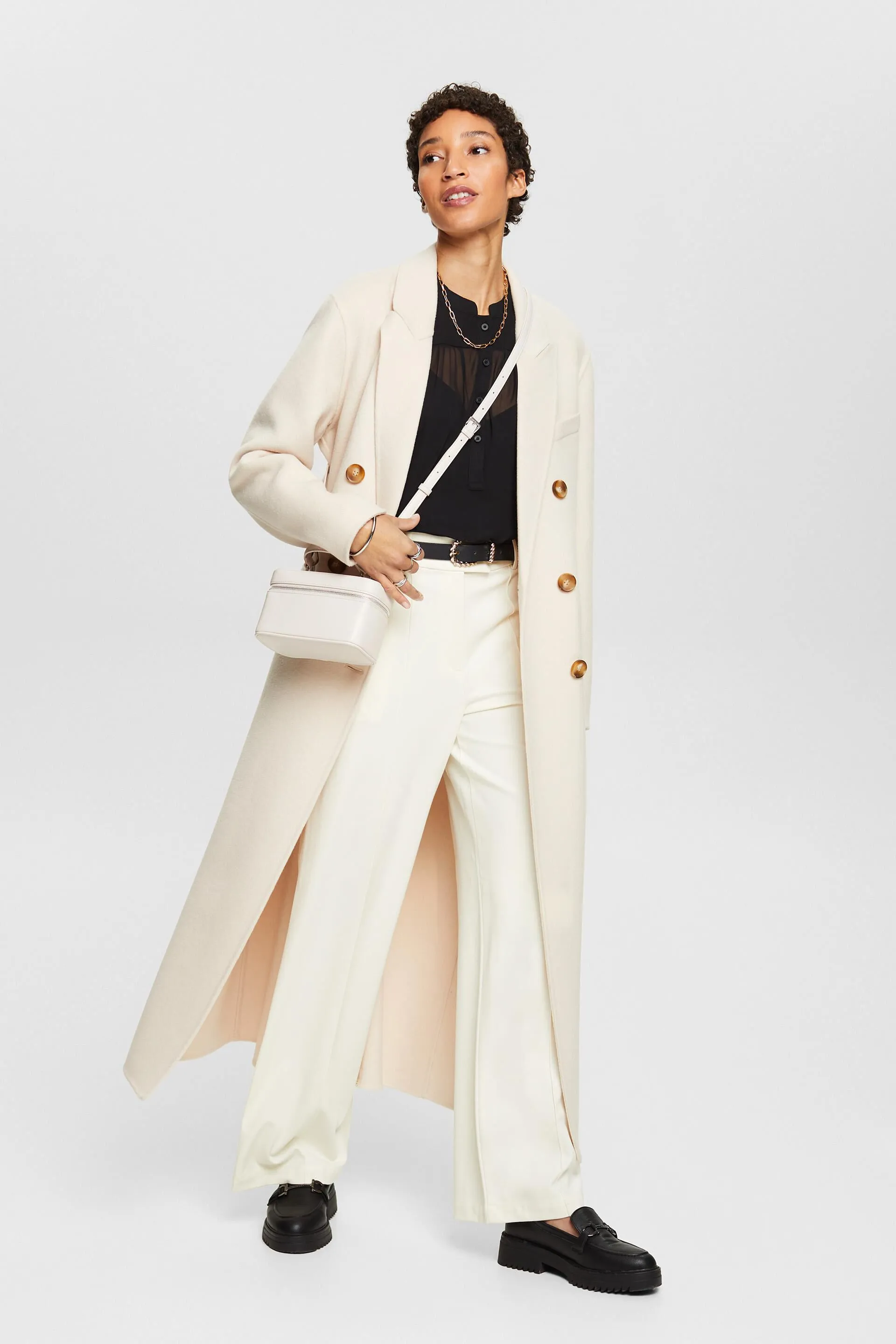 Blusa in chiffon con maniche lunghe