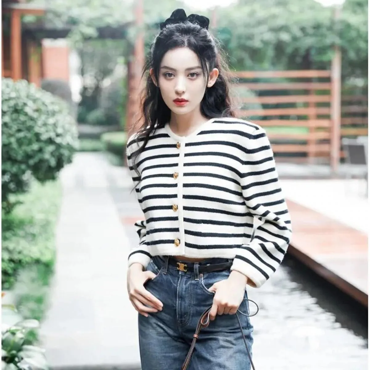 Cardigan Cardigan lavorato a maglia piccolo a righe bianche nere da donna Nuovo cappotto maglione corto da indossare autunno inv