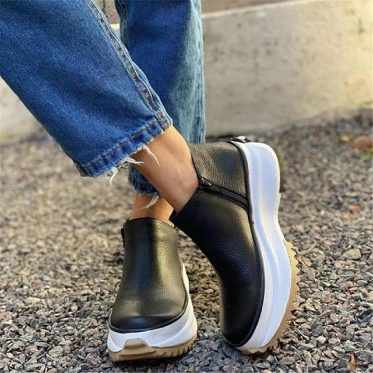 Europa Inverno Plus Size 43 Zeppe Stivali da donna Comodi stivaletti Scarpe Punta tonda Stringate e zip Addensare New Botas