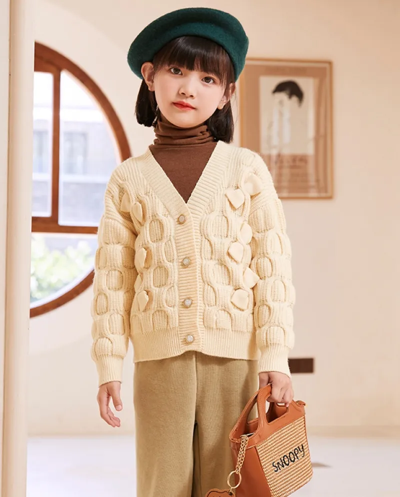 Giacca in maglione con scollo a V in maglia con fiocco in cardigan intrecciato spesso fatto a mano da bambina