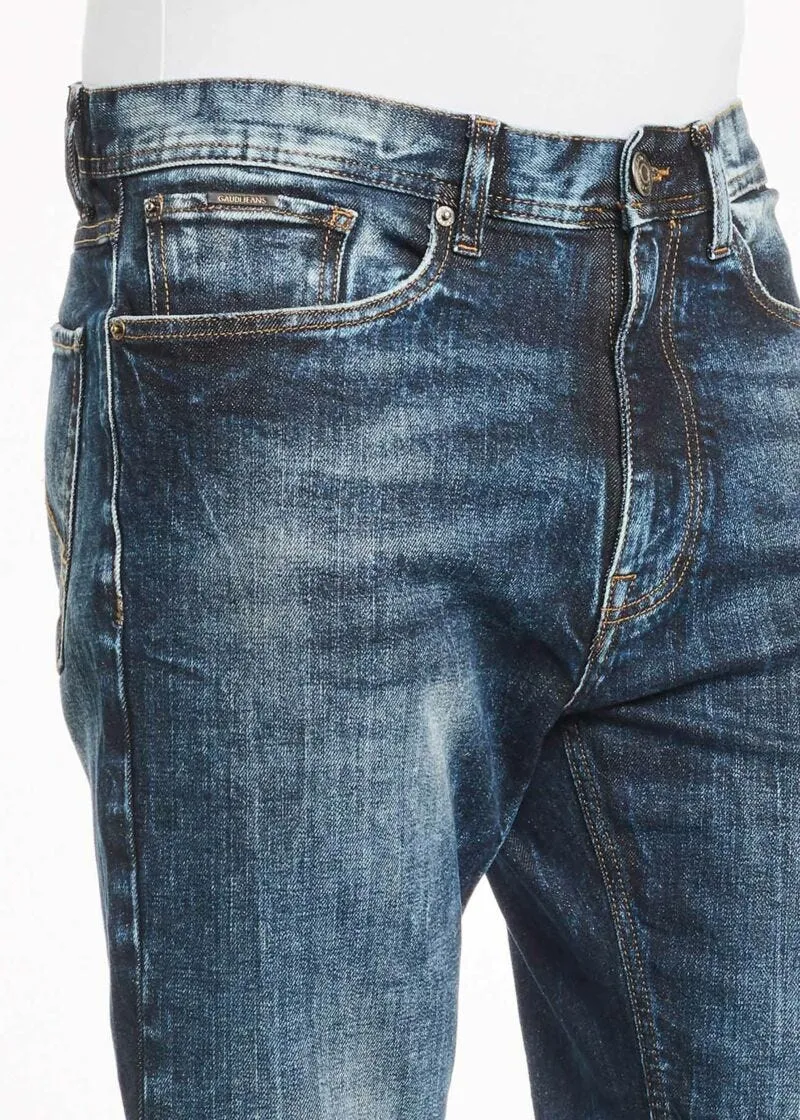 Jeans con gamba morbida