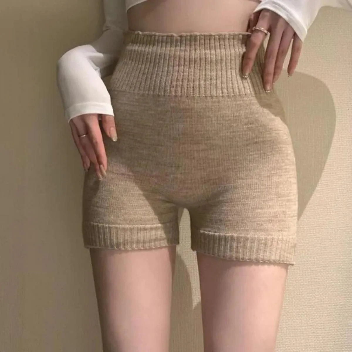 Leggings corti autunno inverno Pantaloncini in maglia di lana Autunno da donna maglione a vita alta spesso pantalone corto Panta