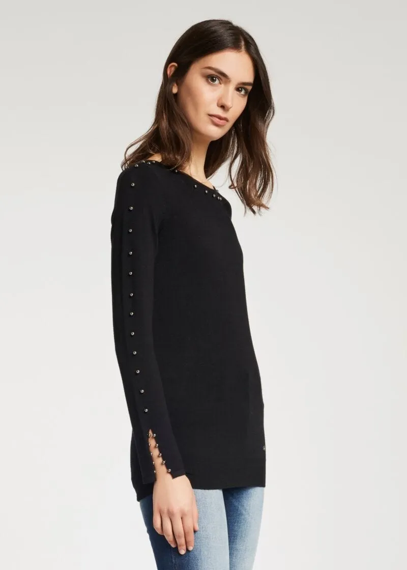 Maglia con borchie