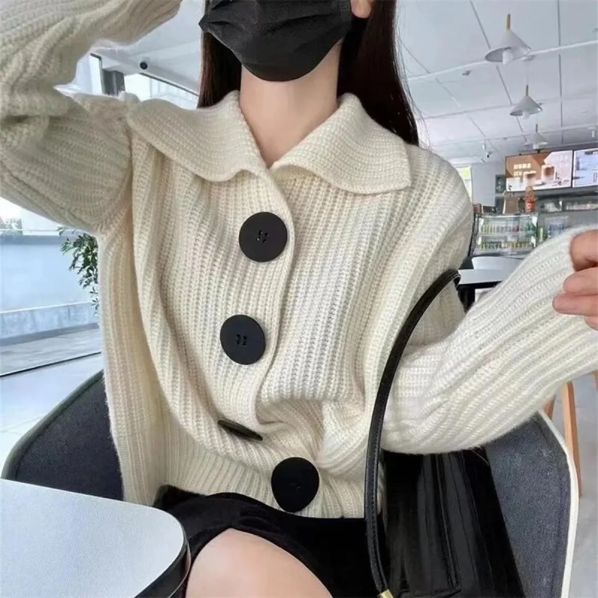 Maglioni da donna nuovo collo a V manica lunga sciolto di moda casual maglione cardigan lavorato a maglia con bottoni grandi