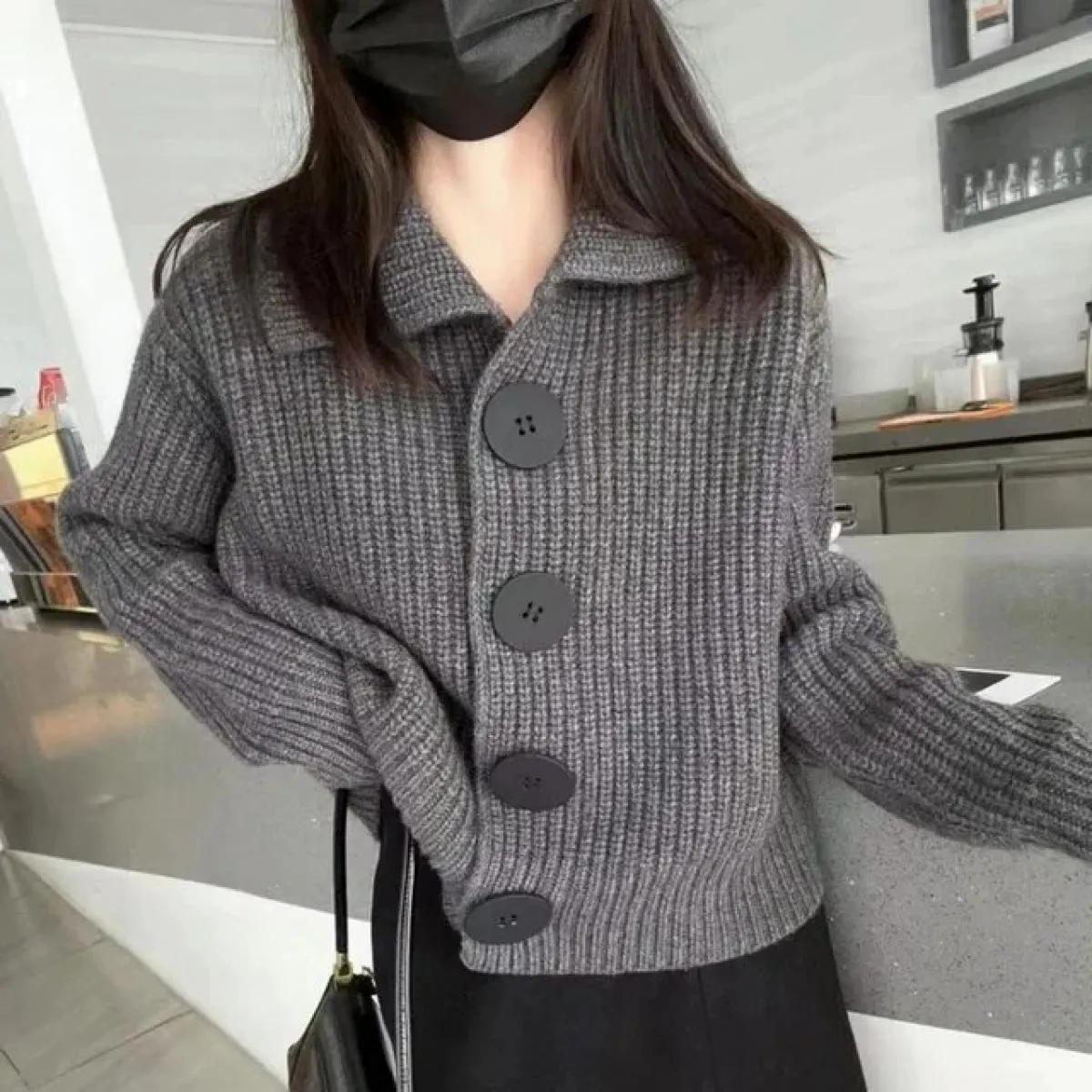 Maglioni da donna nuovo collo a V manica lunga sciolto di moda casual maglione cardigan lavorato a maglia con bottoni grandi
