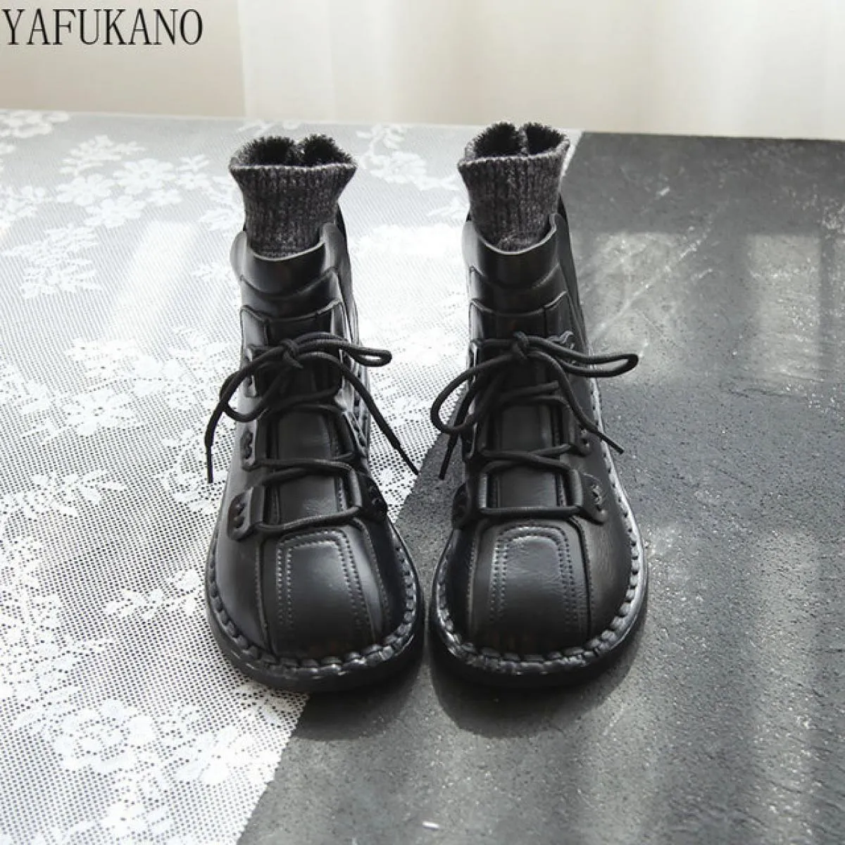 Mori Girl Stivaletti da donna con cuciture letterarie fatte a mano Scarpe retrò con testa grande Suola morbida Comfort Stivalett