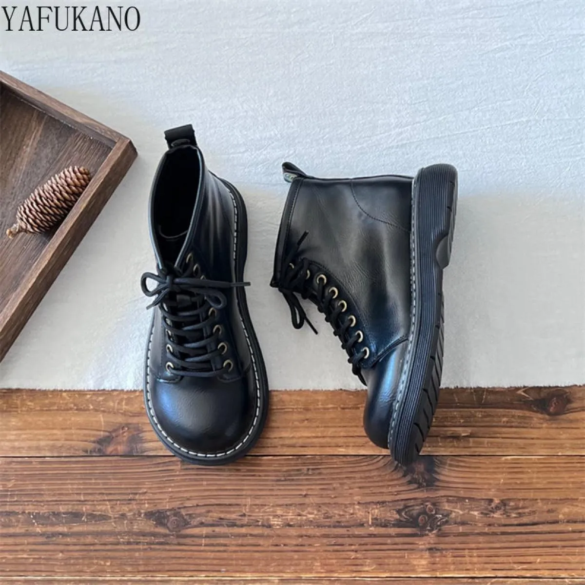 Mori Stivaletti casual retrò letterari fatti a mano con suola spessa Scarpe con testa grande Piattaforma Stivali da donna Pellic