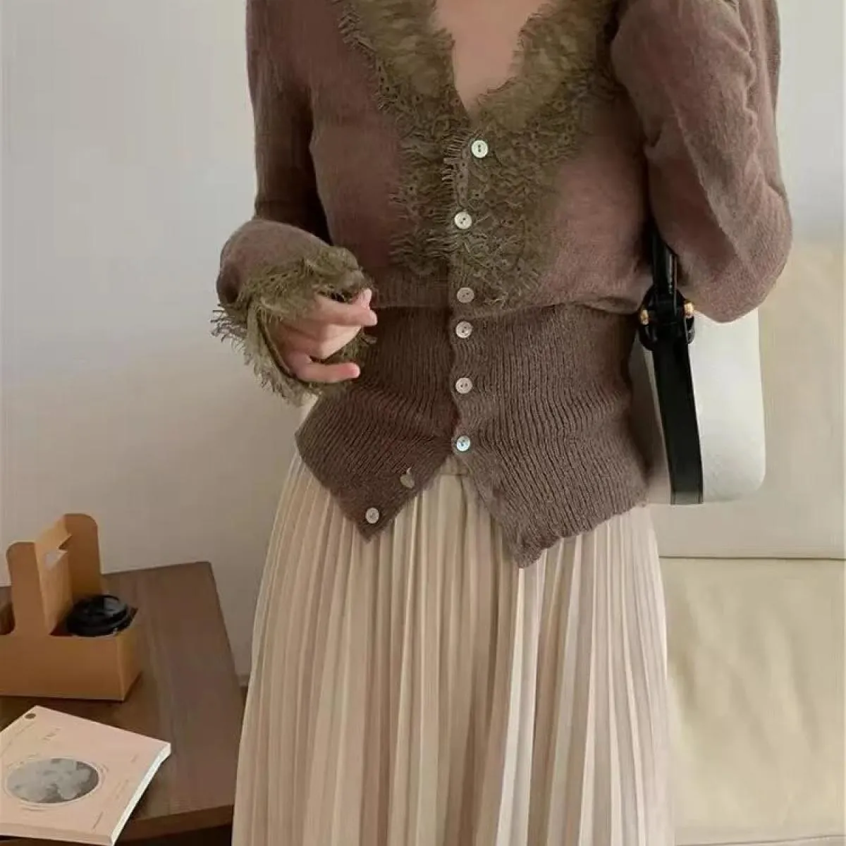 New Fashion Chic Vintage maglione pizzo donna autunno inverno lavorato a maglia cardigan con scollo a V top eleganti 2023