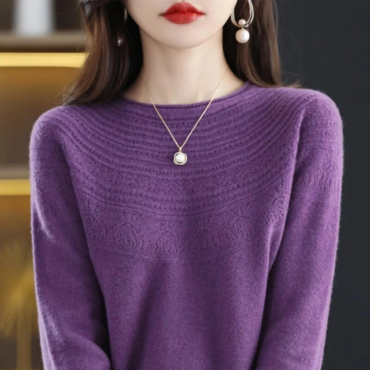 Nuovo stile trendy Una linea pronta da indossare Maglione in pura lana Pullover lavorato a maglia cava da donna Autunno Inverno