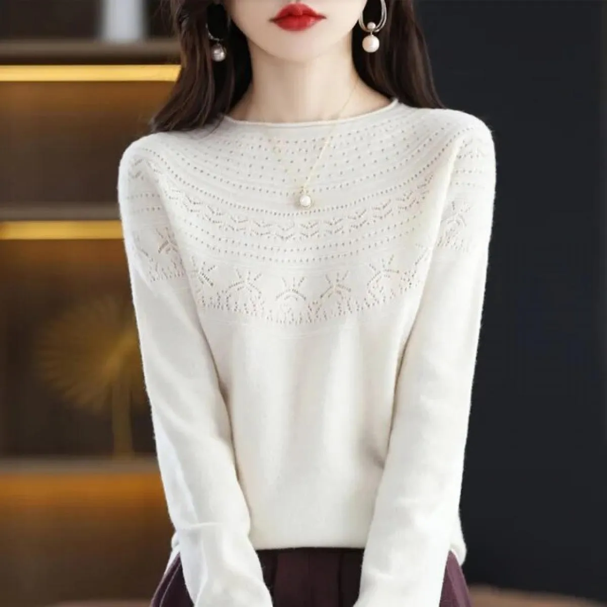 Nuovo stile trendy Una linea pronta da indossare Maglione in pura lana Pullover lavorato a maglia cava da donna Autunno Inverno