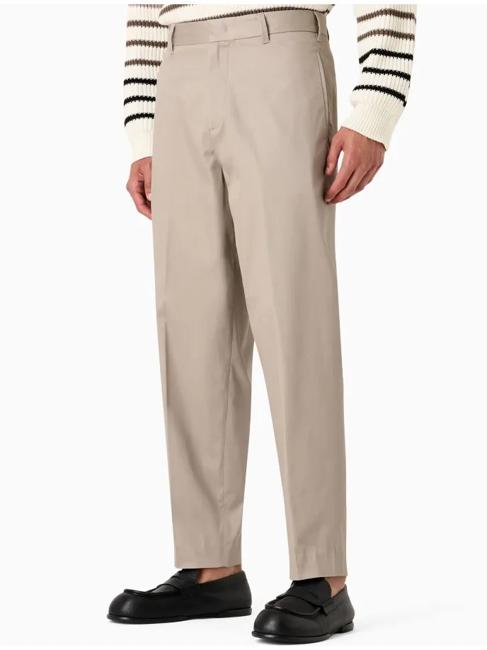 Pantaloni chino