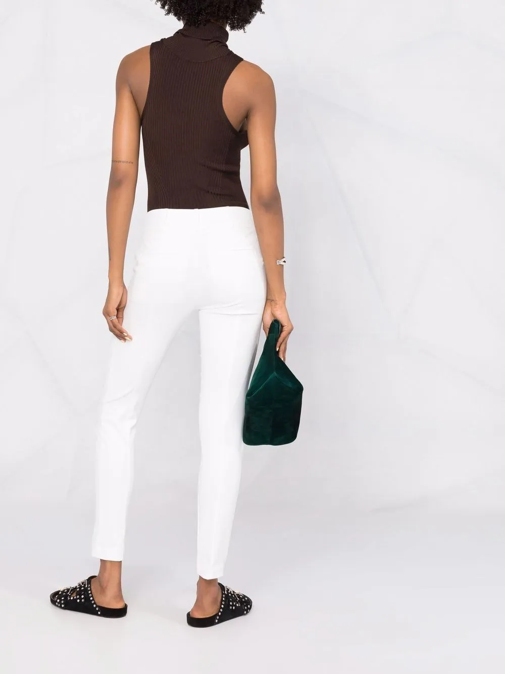 Pantaloni slim