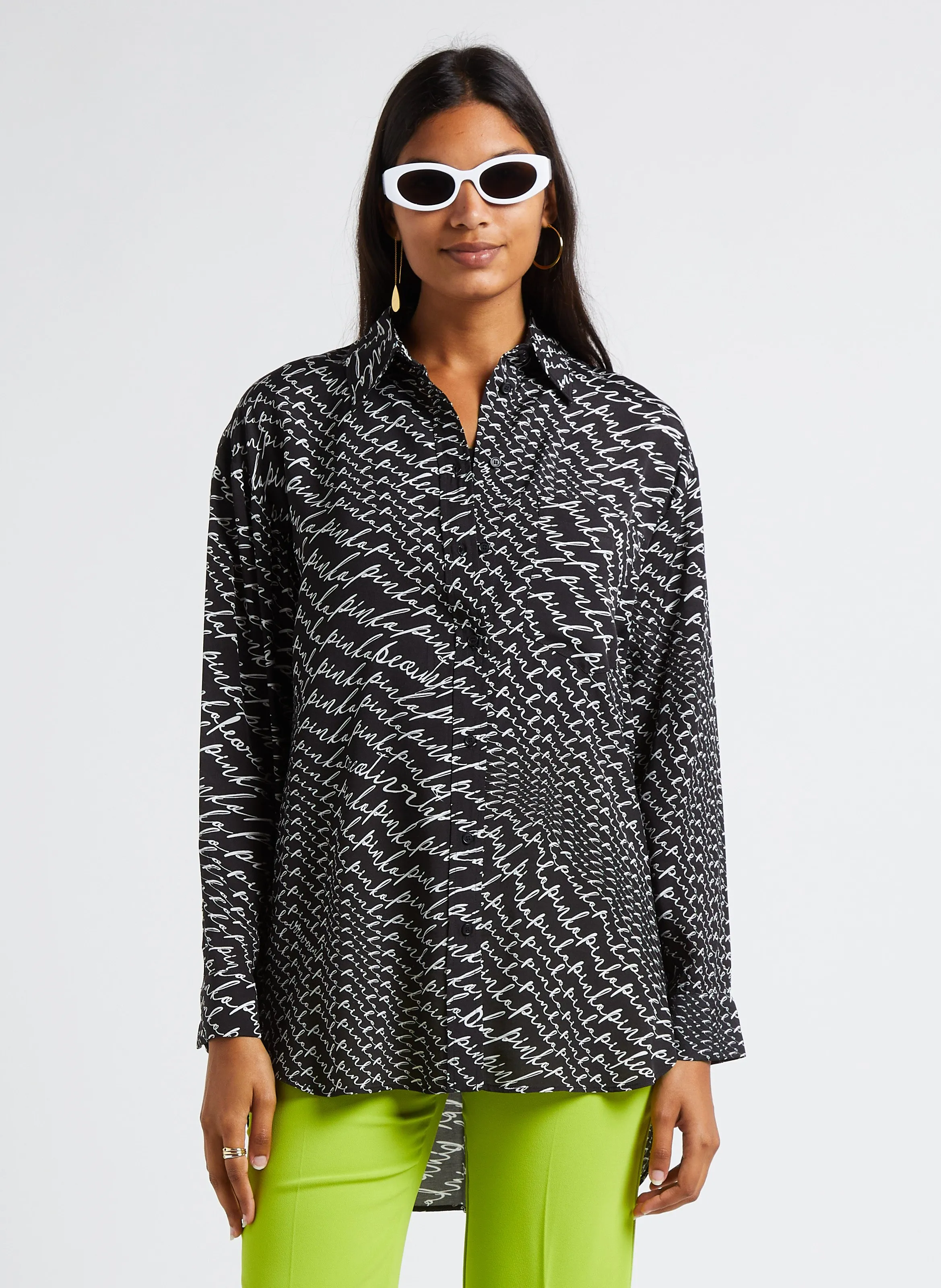  PINKO   CRICCHETTO - Camicia lunga dritta con colletto classico e logo stampato | Nero
