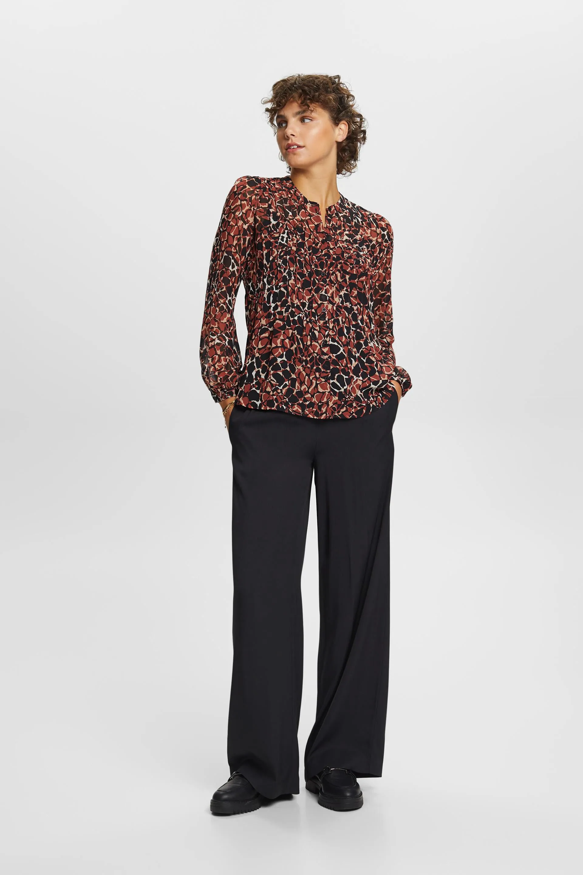 Riciclato: Blusa in chiffon a fantasia
