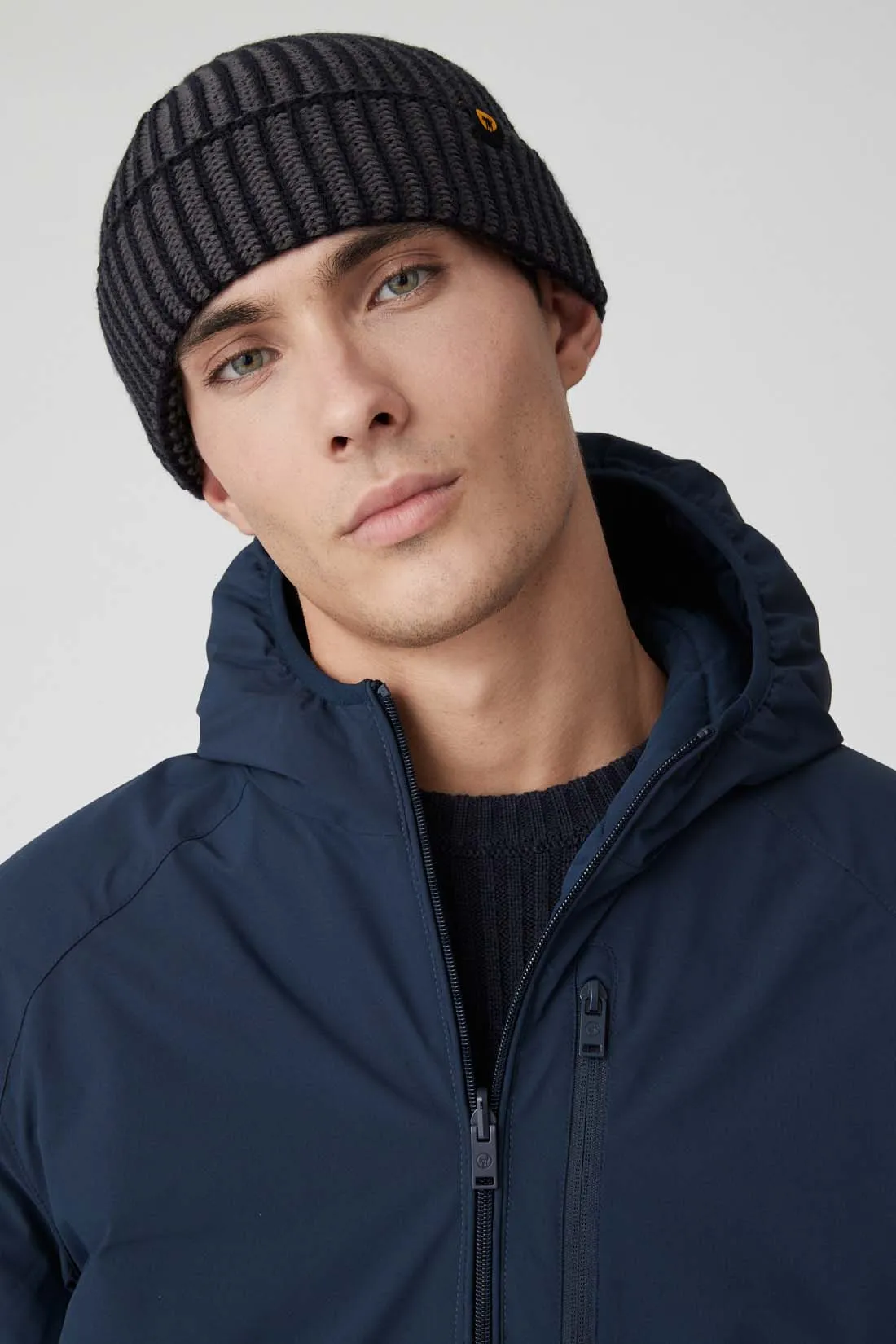 ROTTER – Cappello blu con risvolto
