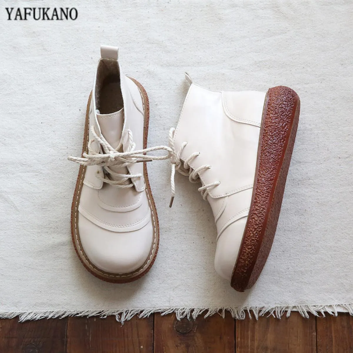 Scarpe da bambola a testa grande con punta tonda retrò letteraria stringate con suola spessa Stivaletti corti casual comodi fatt