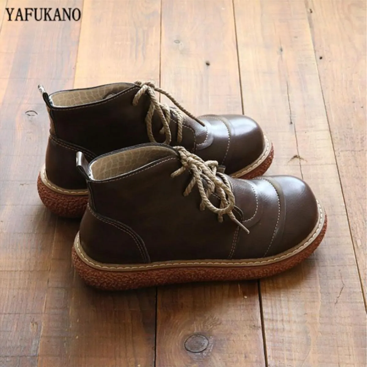 Scarpe da bambola a testa grande con punta tonda retrò letteraria stringate con suola spessa Stivaletti corti casual comodi fatt