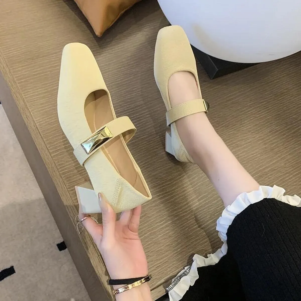 Scarpe da donna africane con tacco slip on bocca poco profonda stringate sandali grossi pompa 2024 piattaforma da basket con pun