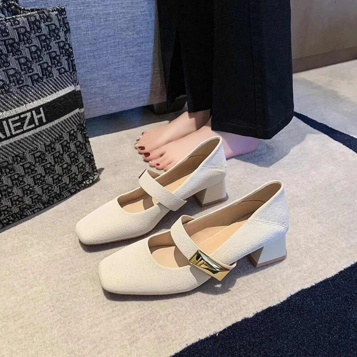 Scarpe da donna africane con tacco slip on bocca poco profonda stringate sandali grossi pompa 2024 piattaforma da basket con pun