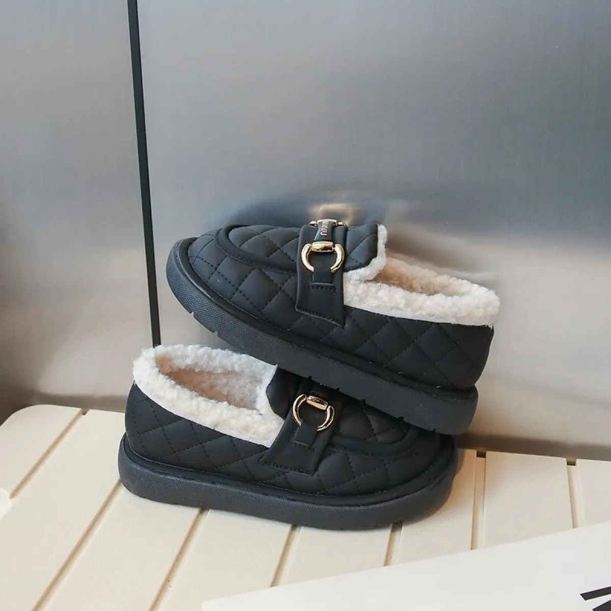 Scarpe da ragazza Casual Punta tonda Slip On Flessibile Plus Velluto Antiscivolo Resistente all'usura Moda Piatta Alla moda Comf