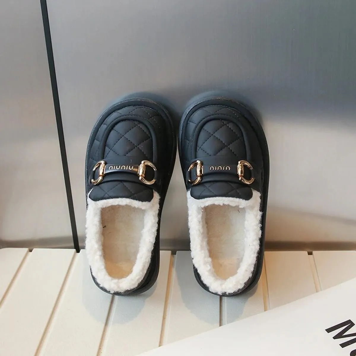 Scarpe da ragazza Casual Punta tonda Slip On Flessibile Plus Velluto Antiscivolo Resistente all'usura Moda Piatta Alla moda Comf