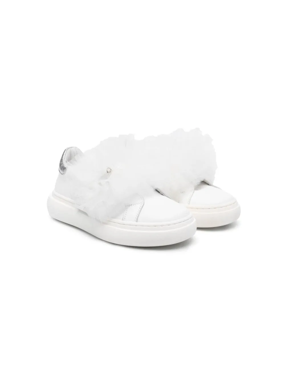 SNEAKERS CON CIONDOLO A CUORE