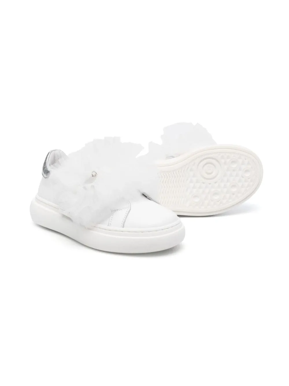 SNEAKERS CON CIONDOLO A CUORE