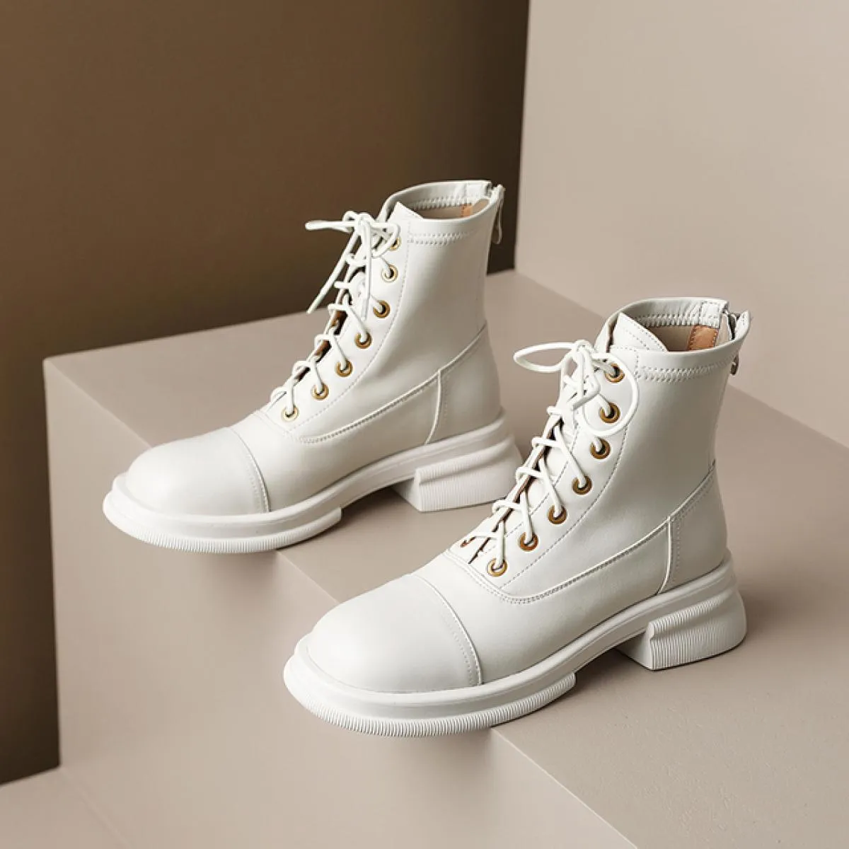 Stivaletti da donna stile punk colori misti piattaforme in vera pelle tacchi spessi medi scarpe da moto donna autunno inverno