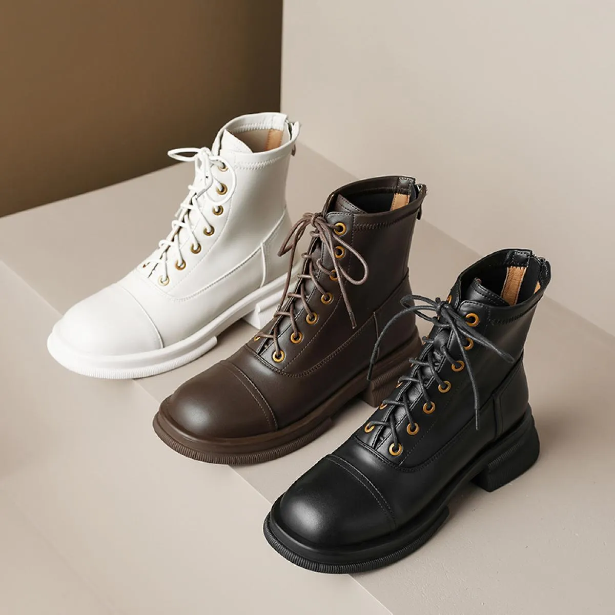 Stivaletti da donna stile punk colori misti piattaforme in vera pelle tacchi spessi medi scarpe da moto donna autunno inverno
