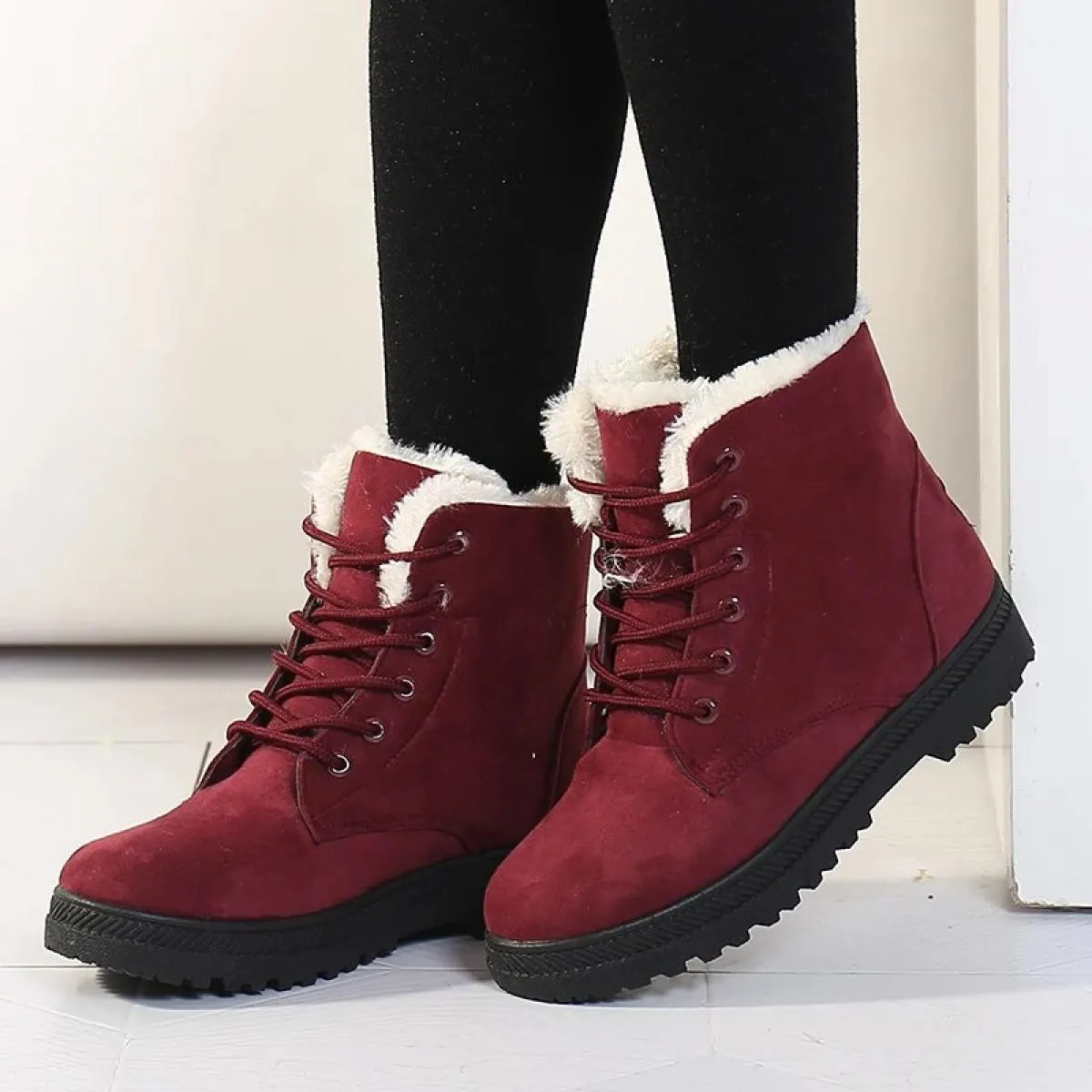 Stivali da donna Stivaletti invernali per donna Scarpe invernali Stivali da neve femminili Botas Mujer Scarpe calde in peluche D