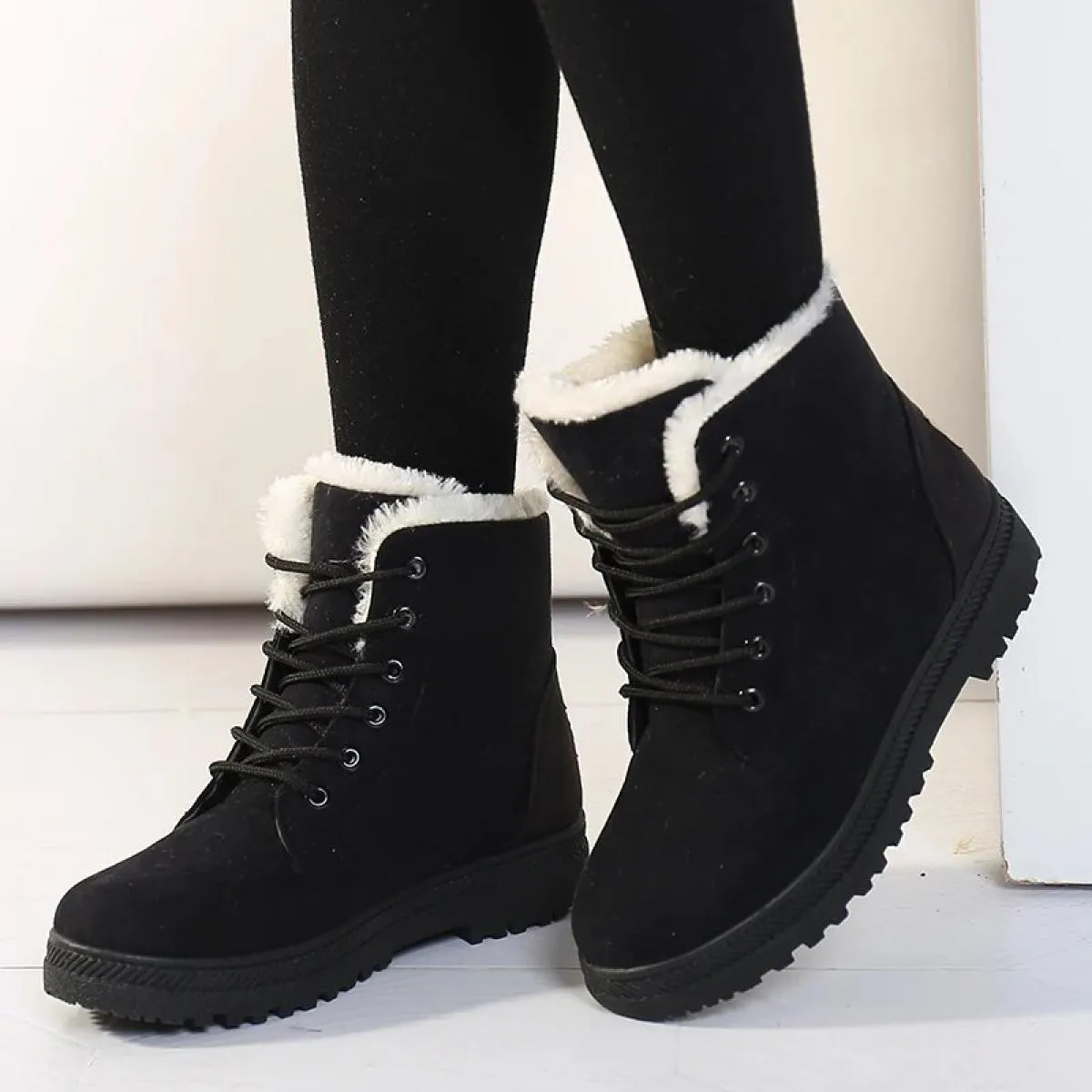 Stivali da donna Stivaletti invernali per donna Scarpe invernali Stivali da neve femminili Botas Mujer Scarpe calde in peluche D