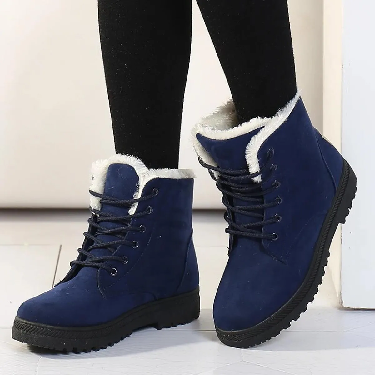 Stivali da donna Stivaletti invernali per donna Scarpe invernali Stivali da neve femminili Botas Mujer Scarpe calde in peluche D