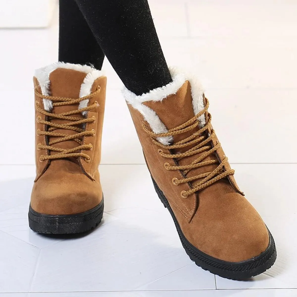 Stivali da donna Stivaletti invernali per donna Scarpe invernali Stivali da neve femminili Botas Mujer Scarpe calde in peluche D