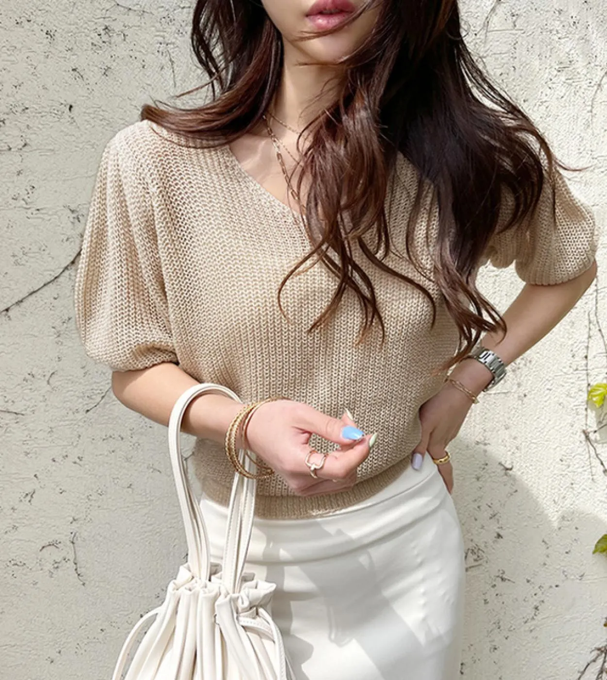 T-shirt estiva semplice lavorata a maglia Vneck Style Beige Maglione manica corta Top Scava fuori Camicetta casual allentata Blu